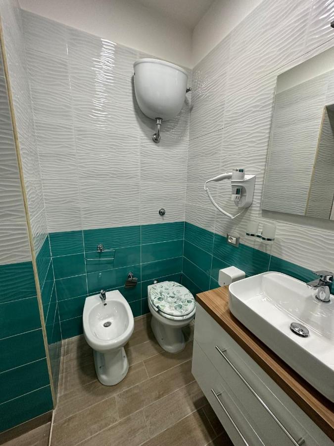 Bed and Breakfast Napoli Centro - La Casa Di Sasa Экстерьер фото
